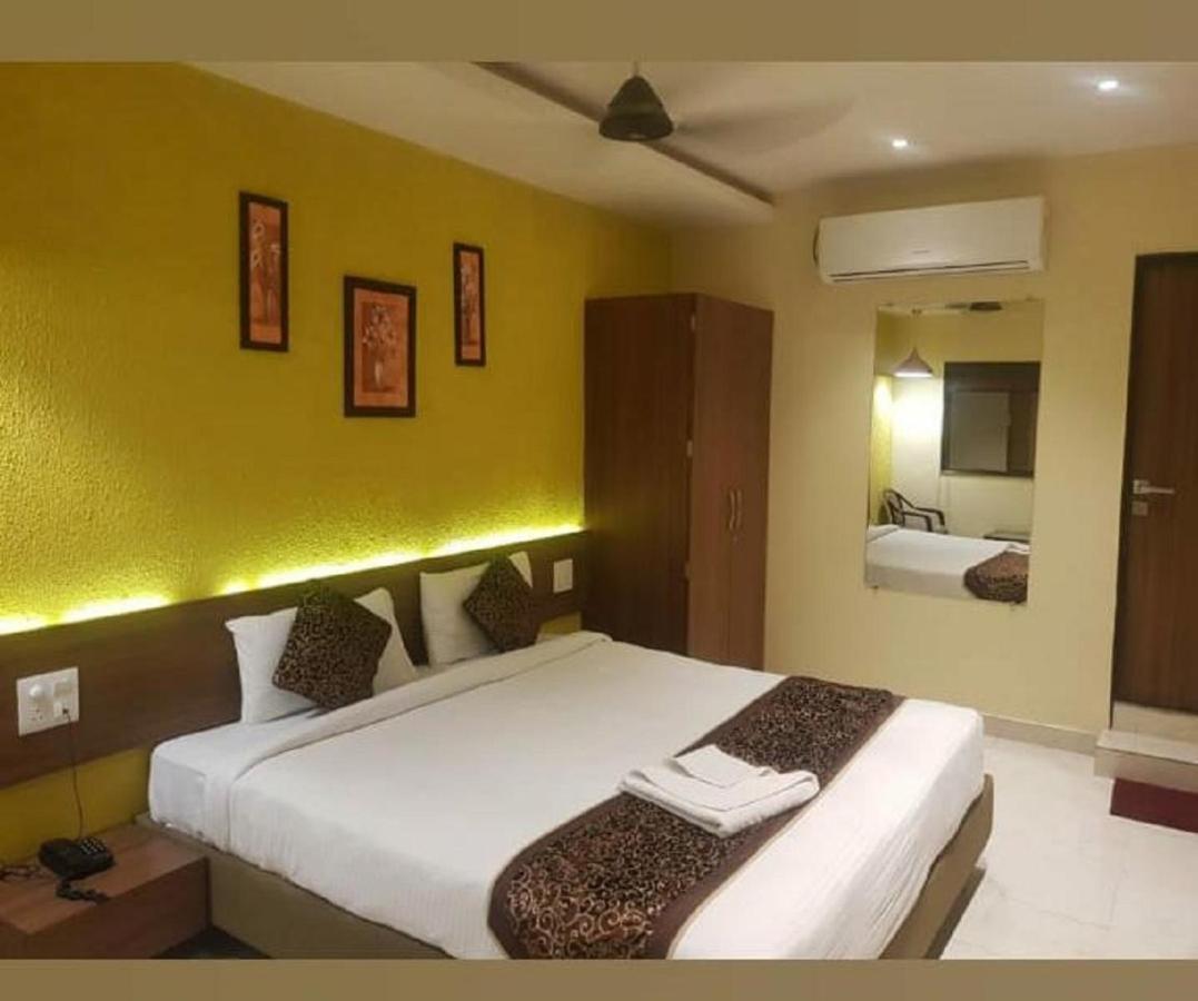 Ash Luxury Hotel With View Of Taj Mahal Agra  Zewnętrze zdjęcie